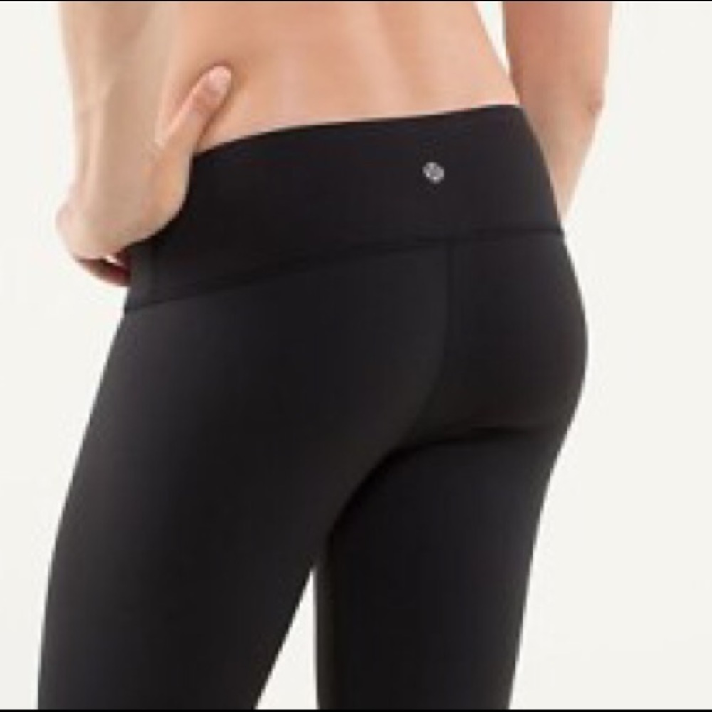 Lululemon Mid-Rise Wunder Under Leggings